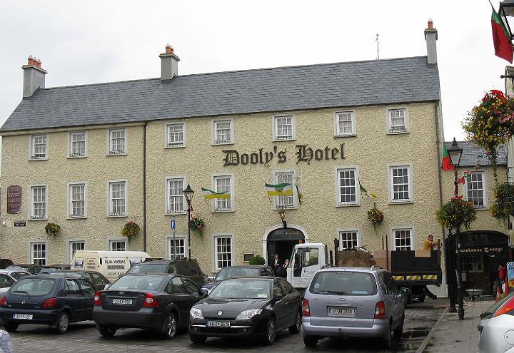 DoolysHotel-CN.jpg - Dooly's Hotel (CN)